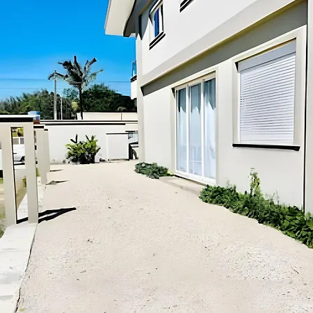Studio Novo 200M Da Praia De Bombinhas Exterior photo