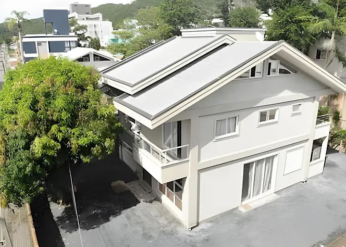 Studio Novo 200M Da Praia De Bombinhas