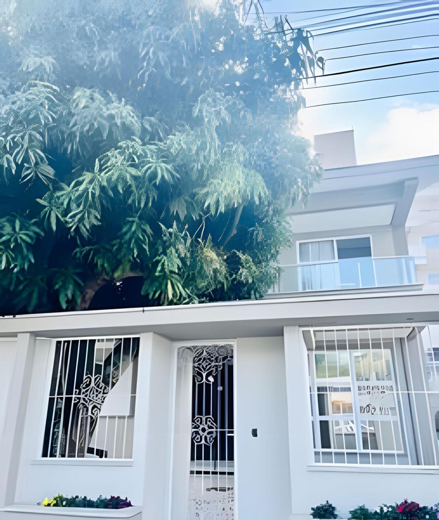 Novo 200m Da De Apartment Bombinhas
